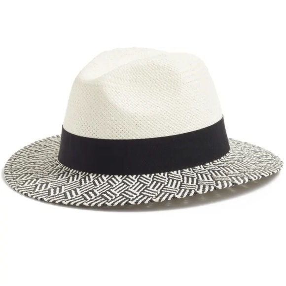 WOMEN'S Patterned Fedora
HALOGEN® - Picture 1 of 1